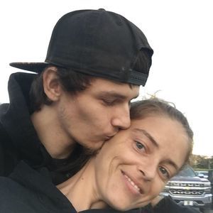 Meet your Posher, Grayson